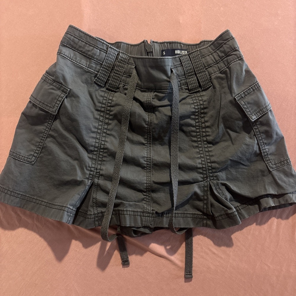 Hollister Women Skort Small Dark Grey Mid Rise Mini Cargo Zipper Back Preppy